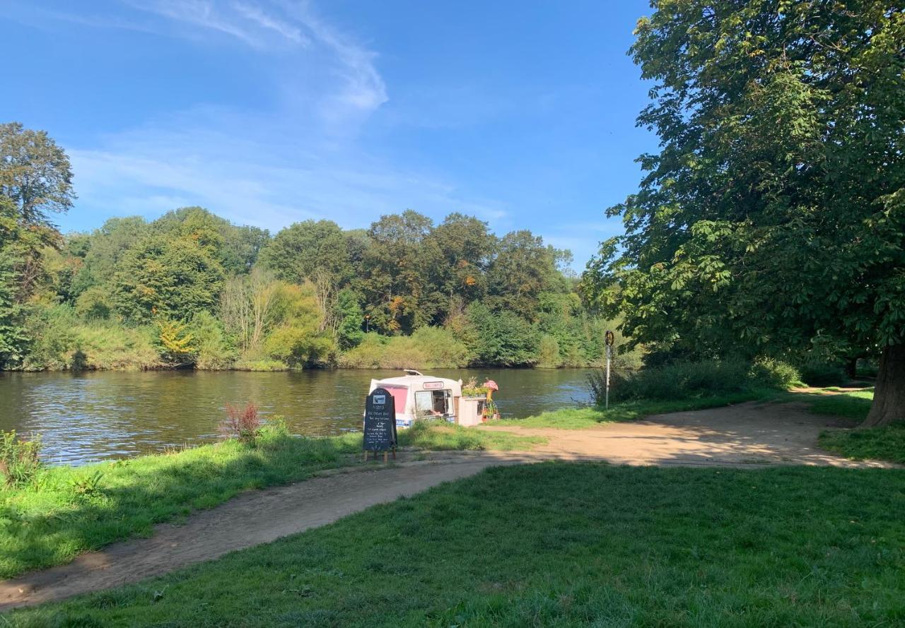 Riverside Lodge - Quaint Victorian Home By The River York Extérieur photo