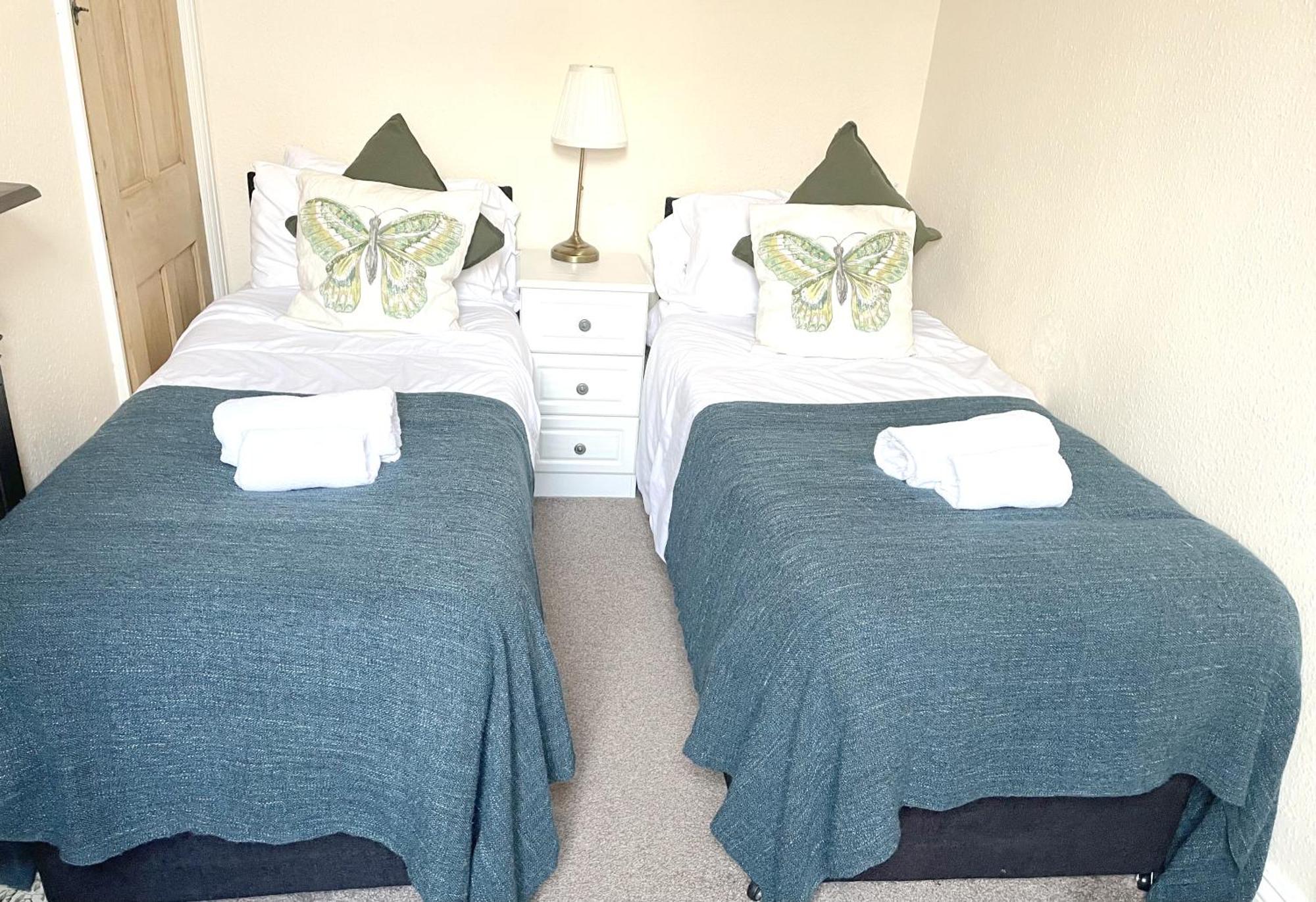 Riverside Lodge - Quaint Victorian Home By The River York Extérieur photo