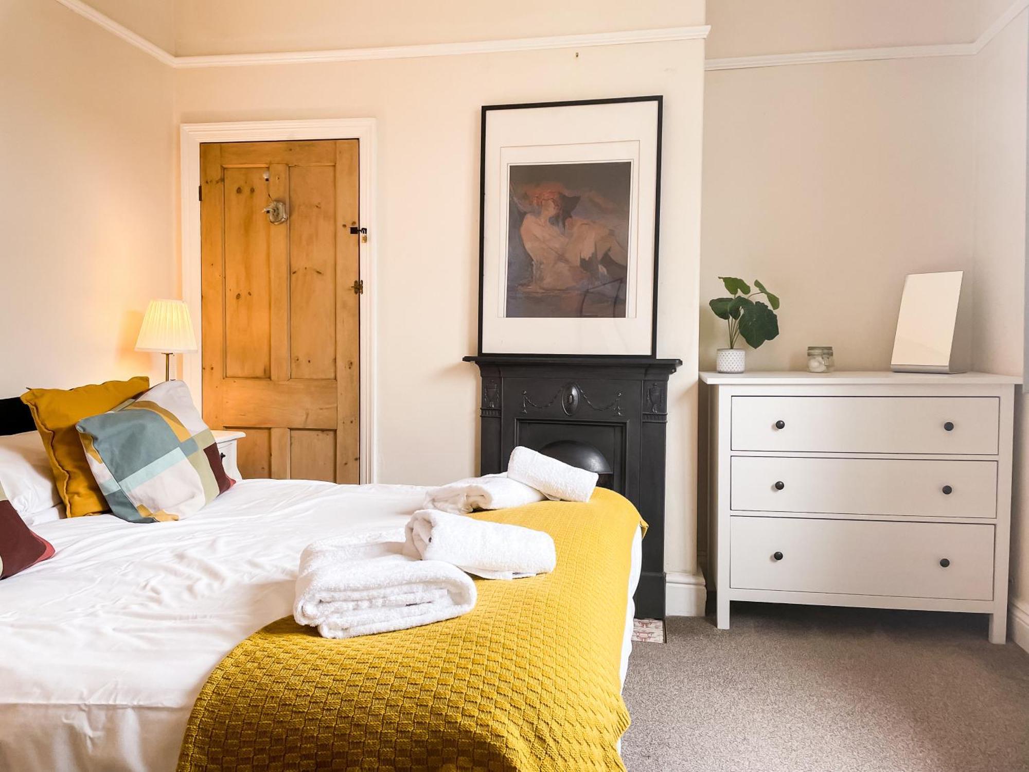 Riverside Lodge - Quaint Victorian Home By The River York Extérieur photo
